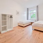 Appartement Tolstov - 1 Or 4 - 15 Min To Messe Dus - 10 Min Old Town Dus Düsseldorf