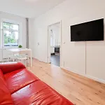 1 Room Apartments - 15min Messe DUS - 10min Oldtown