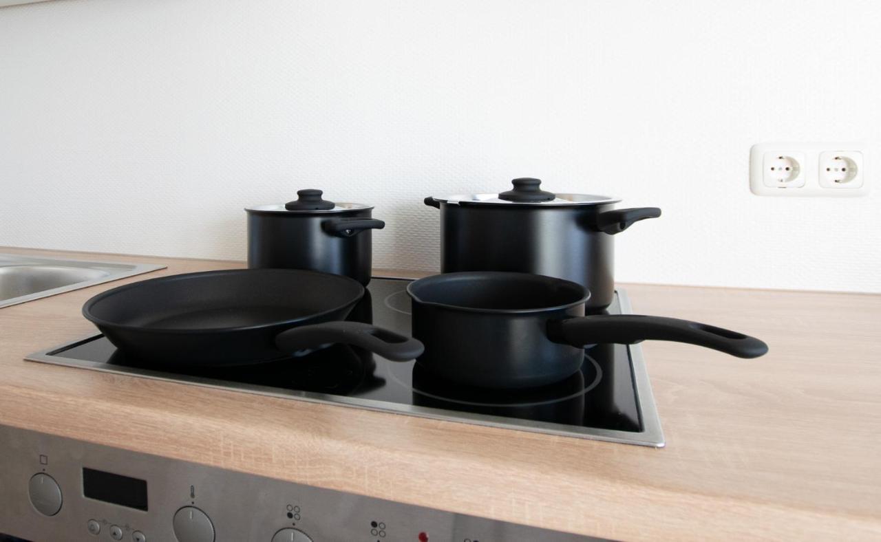 Tolstov - 1 Or 4 - 15 Min To Messe Dus - 10 Min Old Town Dus *