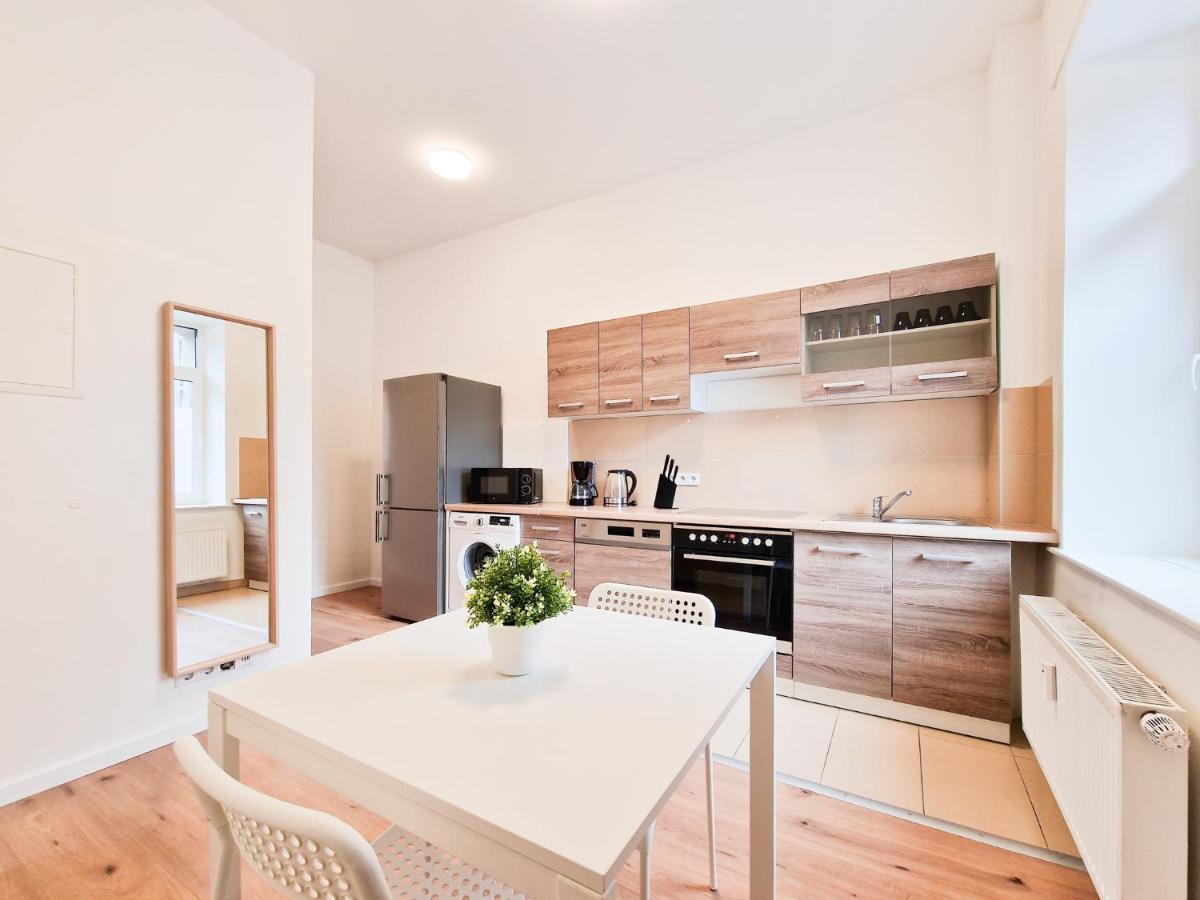 Tolstov - 1 Or 4 - 15 Min To Messe Dus - 10 Min Old Town Dus * Dusseldorf