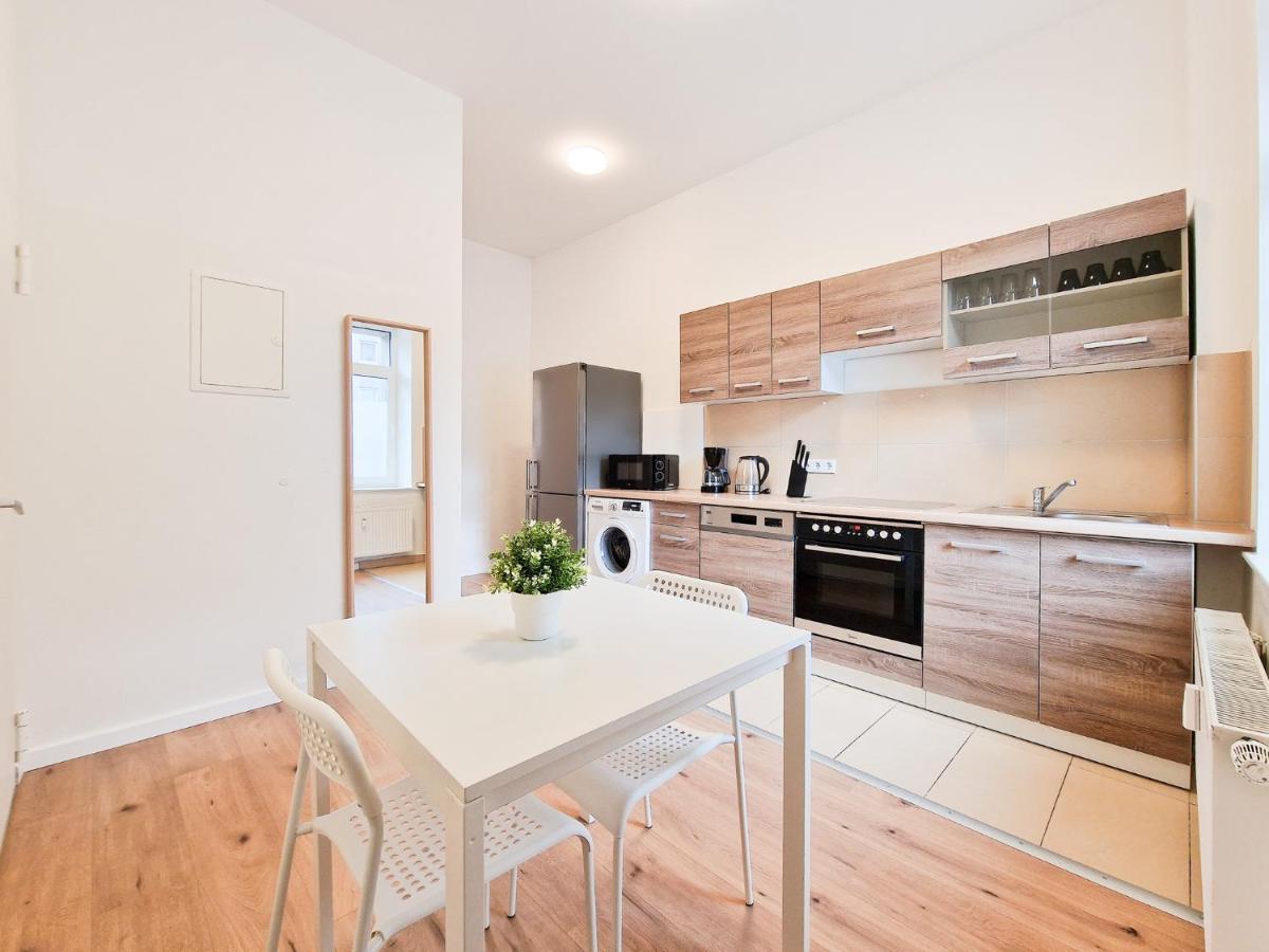 Tolstov - 1 Or 4 - 15 Min To Messe Dus - 10 Min Old Town Dus * Dusseldorf