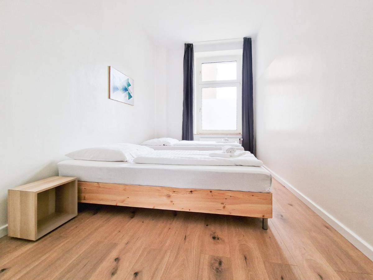 Tolstov - 1 Or 4 - 15 Min To Messe Dus - 10 Min Old Town Dus Dusseldorf