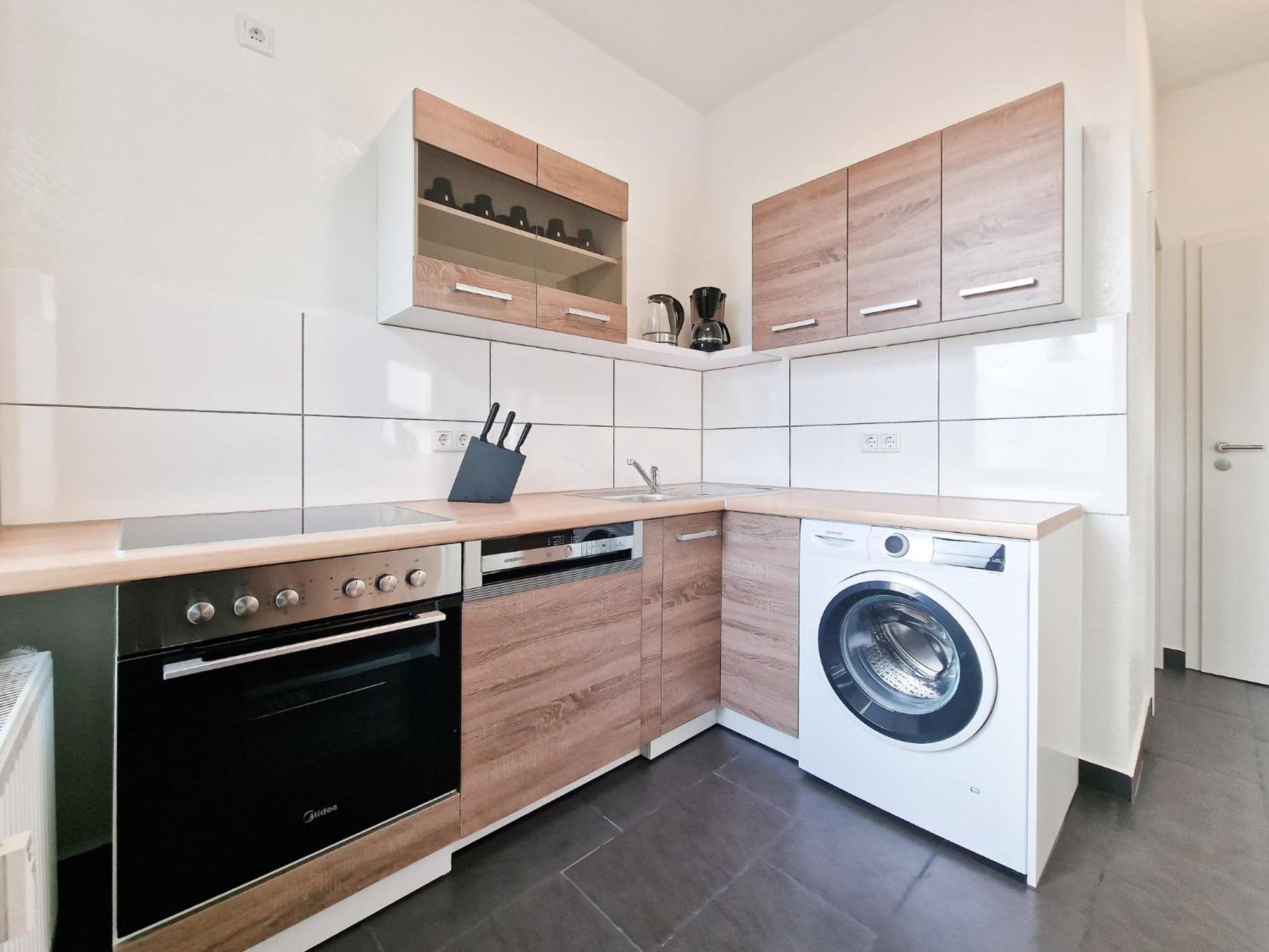 Tolstov - 1 Or 4 - 15 Min To Messe Dus - 10 Min Old Town Dus Dusseldorf